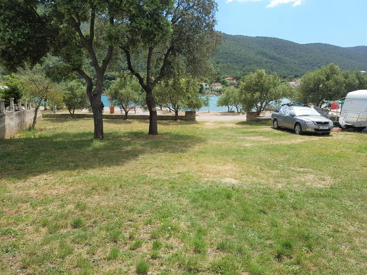 Auto Camp On The Beach - Grebaštica Dış mekan fotoğraf